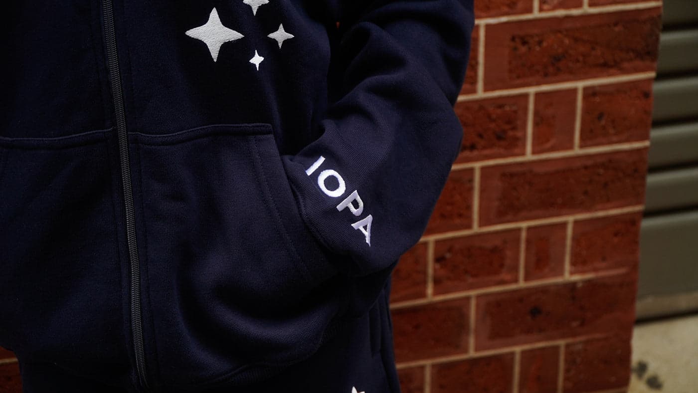 Ascend jacket heavyweight zip detail